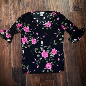 Susan Lawrence 3/4” Bell Sleeve Top